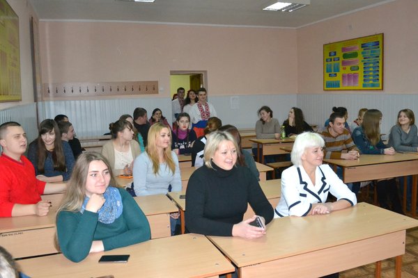 Діліться теплом своїх сердець!