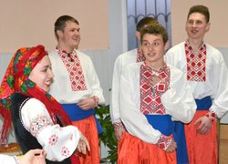 Діліться теплом своїх сердець!