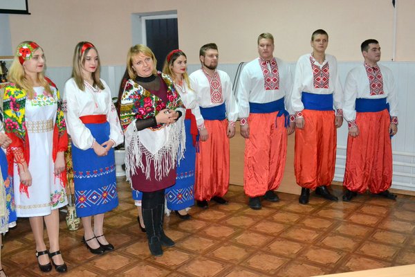 Діліться теплом своїх сердець!