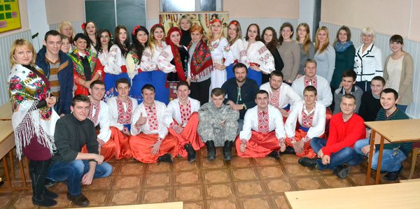 Діліться теплом своїх сердець!