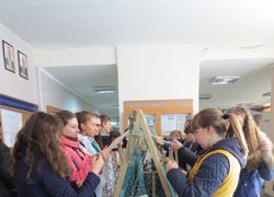 На відстані, але поряд: допомога воїнам АТО від студентів