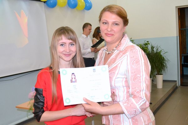 Вітаємо випускників факультету економіки і підприємництва!