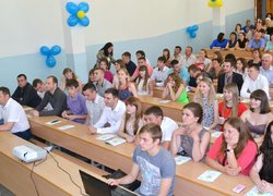 Вітаємо випускників факультету економіки і підприємництва!