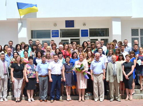 Вітаємо випускників факультету економіки і підприємництва!