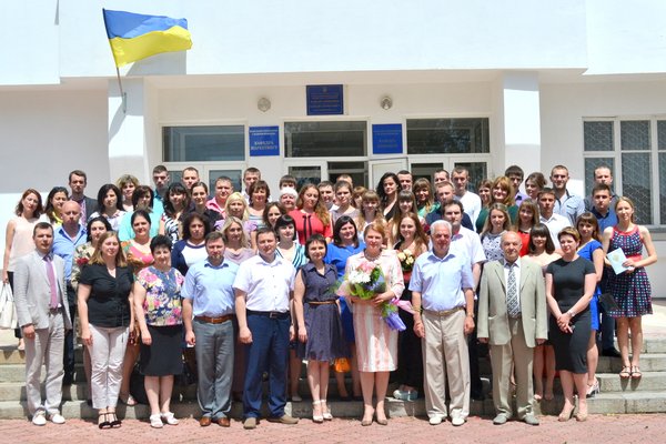 Вітаємо випускників факультету економіки і підприємництва!