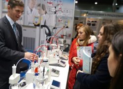 IX Міжнародна виставка LABComplEX