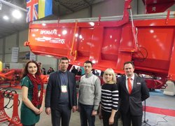 Із представниками Лозівського ковальсько-механічного заводу
