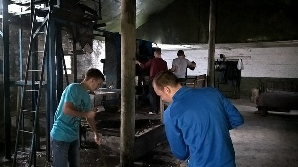 Студенти-механіки вивчали особливості переробки плодів
