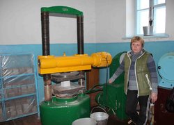 Менеджери продовжують вивчати управлінський досвід на промислових підприємствах