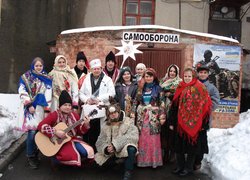 Щедрик, щедрик, щедрівочка, прилетіла ластівочка….