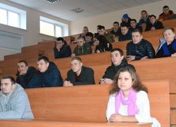 Франція відкривається перед студентами УНУС