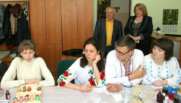 Майстер - клас із писанкарства