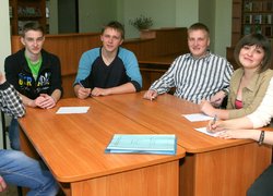 Бути інтелектуалом завжди модно!
