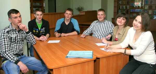 Бути інтелектуалом завжди модно!
