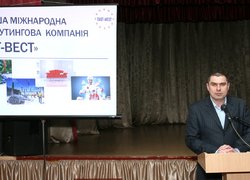 Працевлаштування за кордоном? Це реально для студентів УНУС!