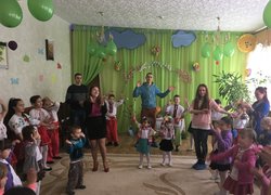 Танцюємо разом