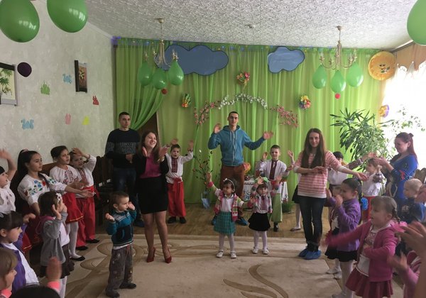 Танцюємо разом