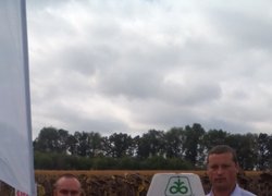 Викладачі та студенти Уманського НУС відвідали День поля фірми «Pioneer»