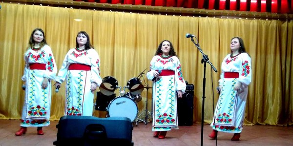 Творчі вітання захисників