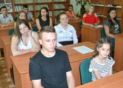 Поет живе у кожному з нас