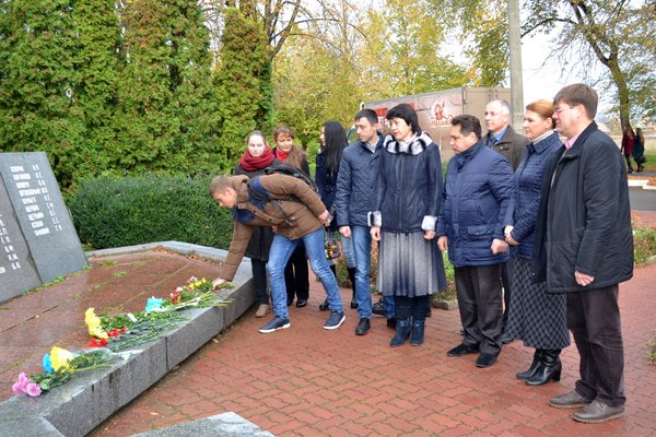 Ми подвиг пам’ятаємо і в серці бережемо