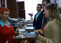 Рада студентського самоврядування факультету плодоовочівництва, екології та захисту рослин привітала із весняними святами