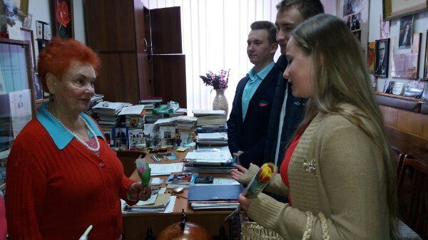 Рада студентського самоврядування факультету плодоовочівництва, екології та захисту рослин привітала із весняними святами