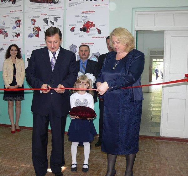 Співпраця Уманського НУС з ПАТ «Ельворті»: відкрито лабораторію ґрунтообробних та посівних машин