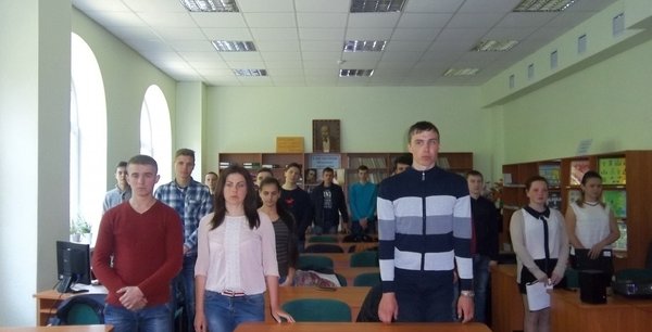 Вечір-реквієм: «Поки горить свіча  - не згасне пам'ять»