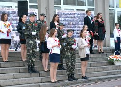 Схилімо голову перед пам’яттю полеглих!