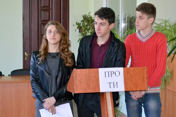 Аграрно-політичні дебати в Уманському НУС