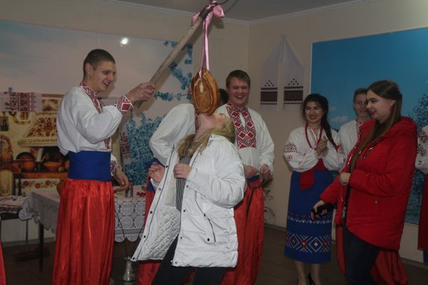 Ой, на Андрія, та й із вечора…