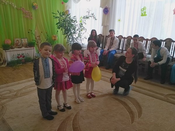Дарувати радість і тепло дітям – це приємно