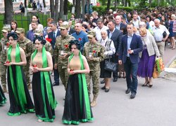 Ніколи знову…