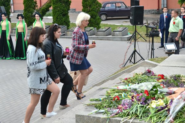Ніколи знову…