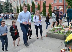 Ніколи знову…