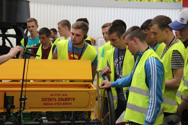 Екскурсія студентів Уманського НУС на виробництво
