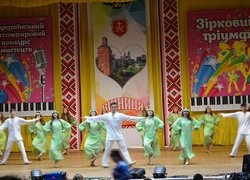 Весна надихає творити