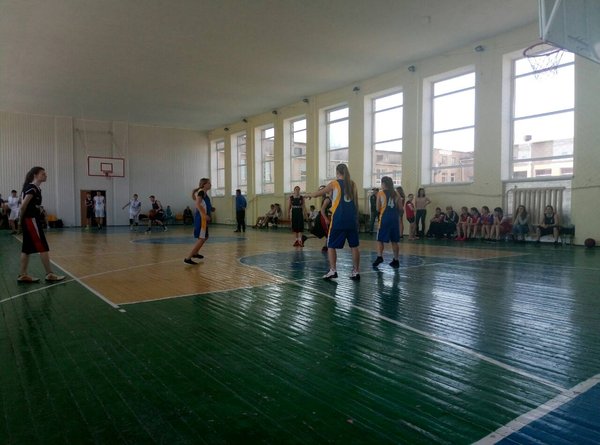 Вітаємо збірні команди Уманського НУС з баскетболу!