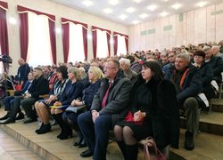 Творчі колективи Уманського НУС привітали працівників Уманського району з професійним святом