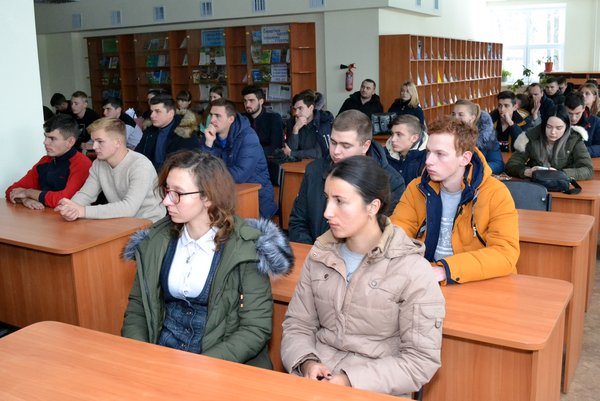 Пам’яті жертв голодоморів в Україні