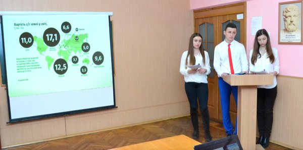 Мораторій на продаж земель сільськогосподарського призначення: за і проти