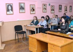 Мораторій на продаж земель сільськогосподарського призначення: за і проти