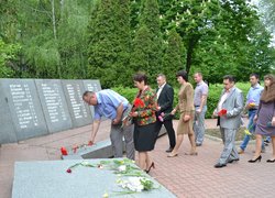 Схилімо голову перед пам’яттю Героїв!
