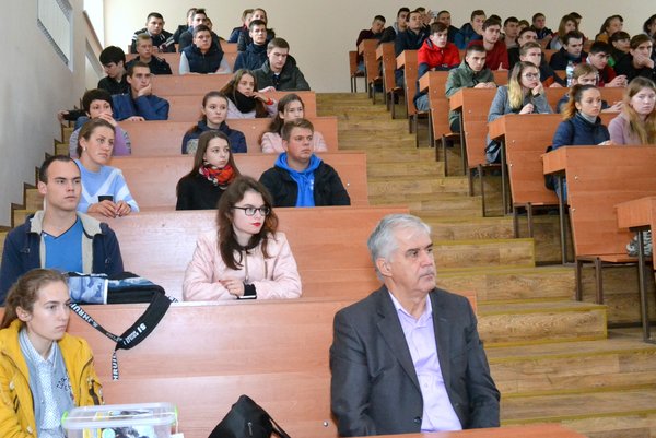 Презентація книги «370 днів у камуфляжі (записки артилериста)»