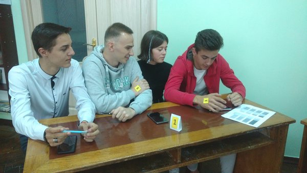 Учасники змагань Кращий туризмознавець
