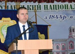Хай доля буде прихильною до вас, дорогі випускники!