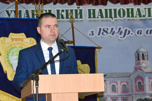 Хай доля буде прихильною до вас, дорогі випускники!