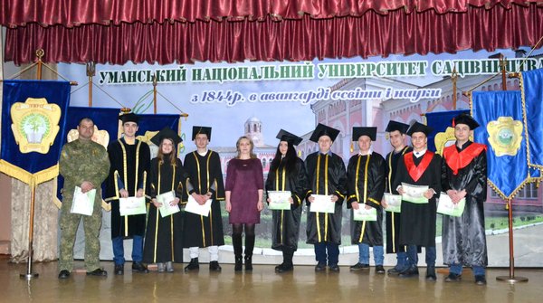 Хай доля буде прихильною до вас, дорогі випускники!