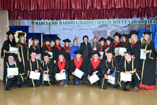 Хай доля буде прихильною до вас, дорогі випускники!